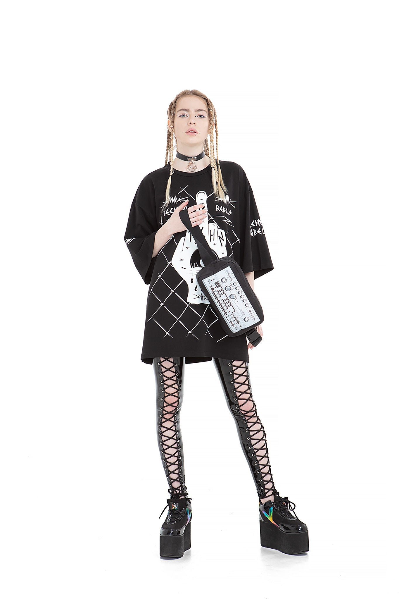 Synth crossbody bag. 1