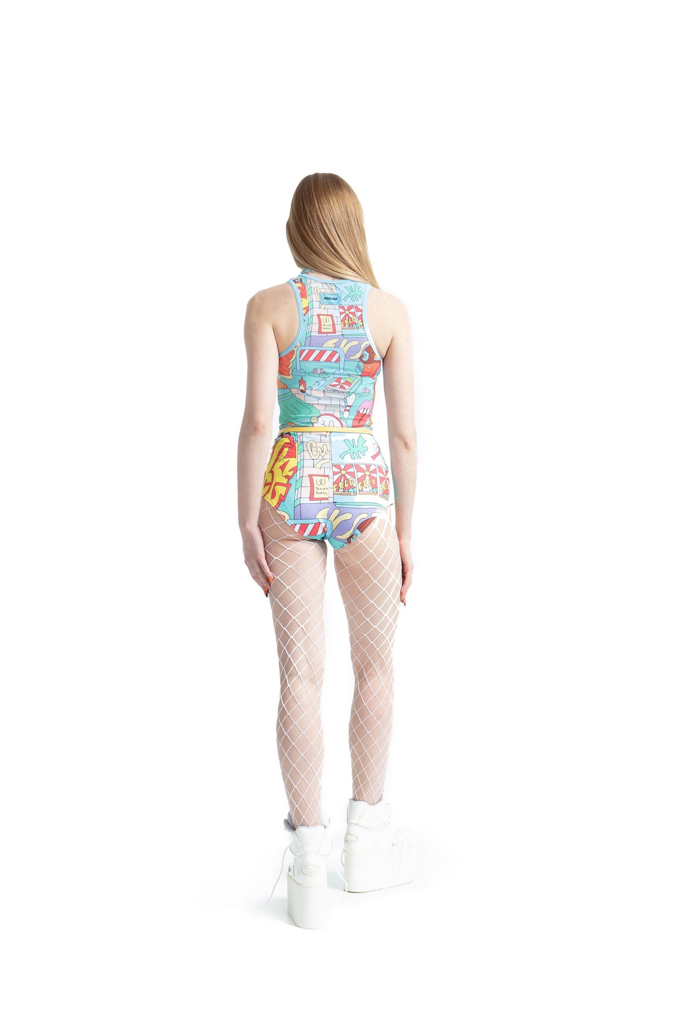 Summer mood - hot pants