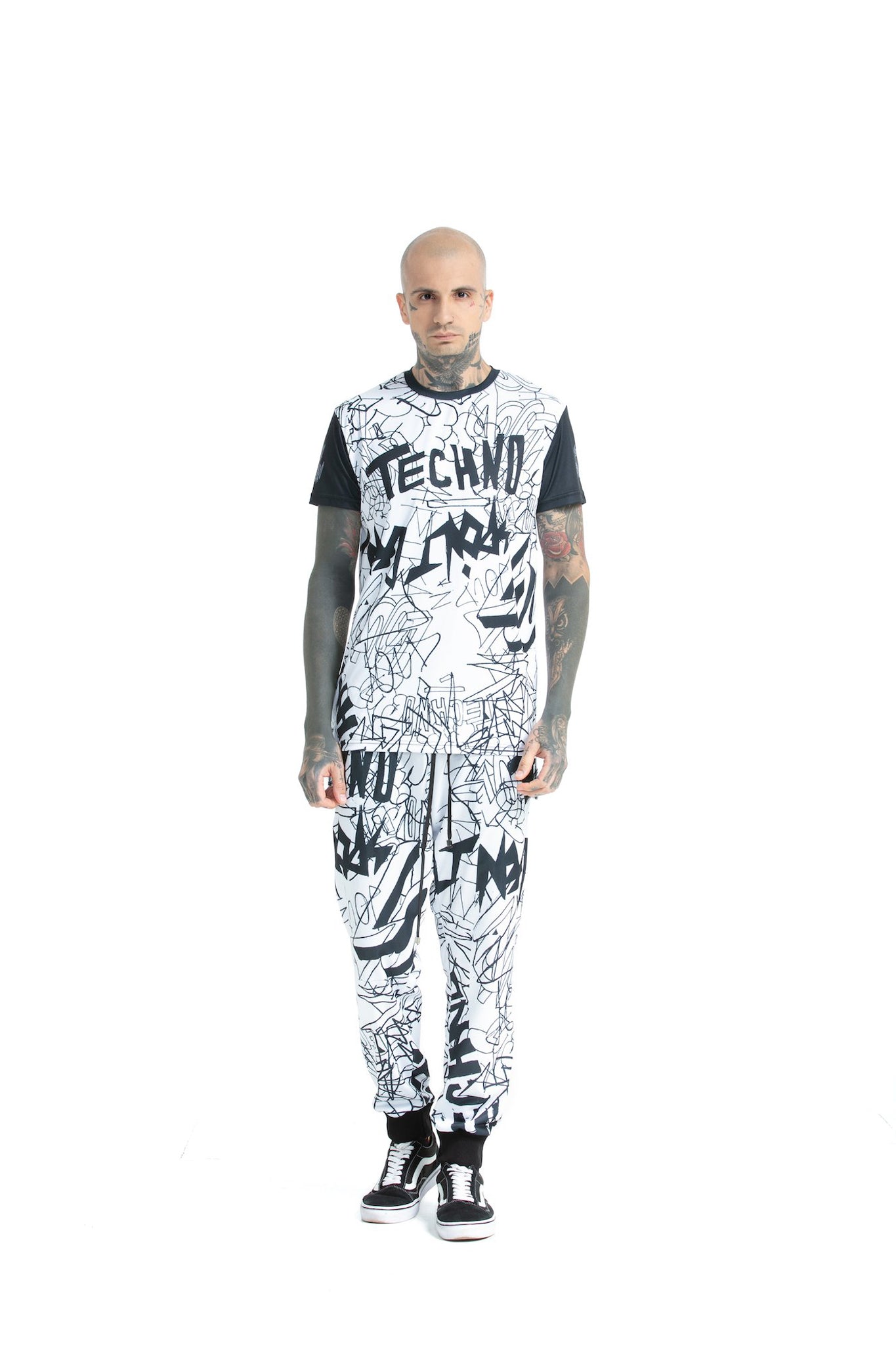 Graffiti - regular fit T-shirt with side cuts