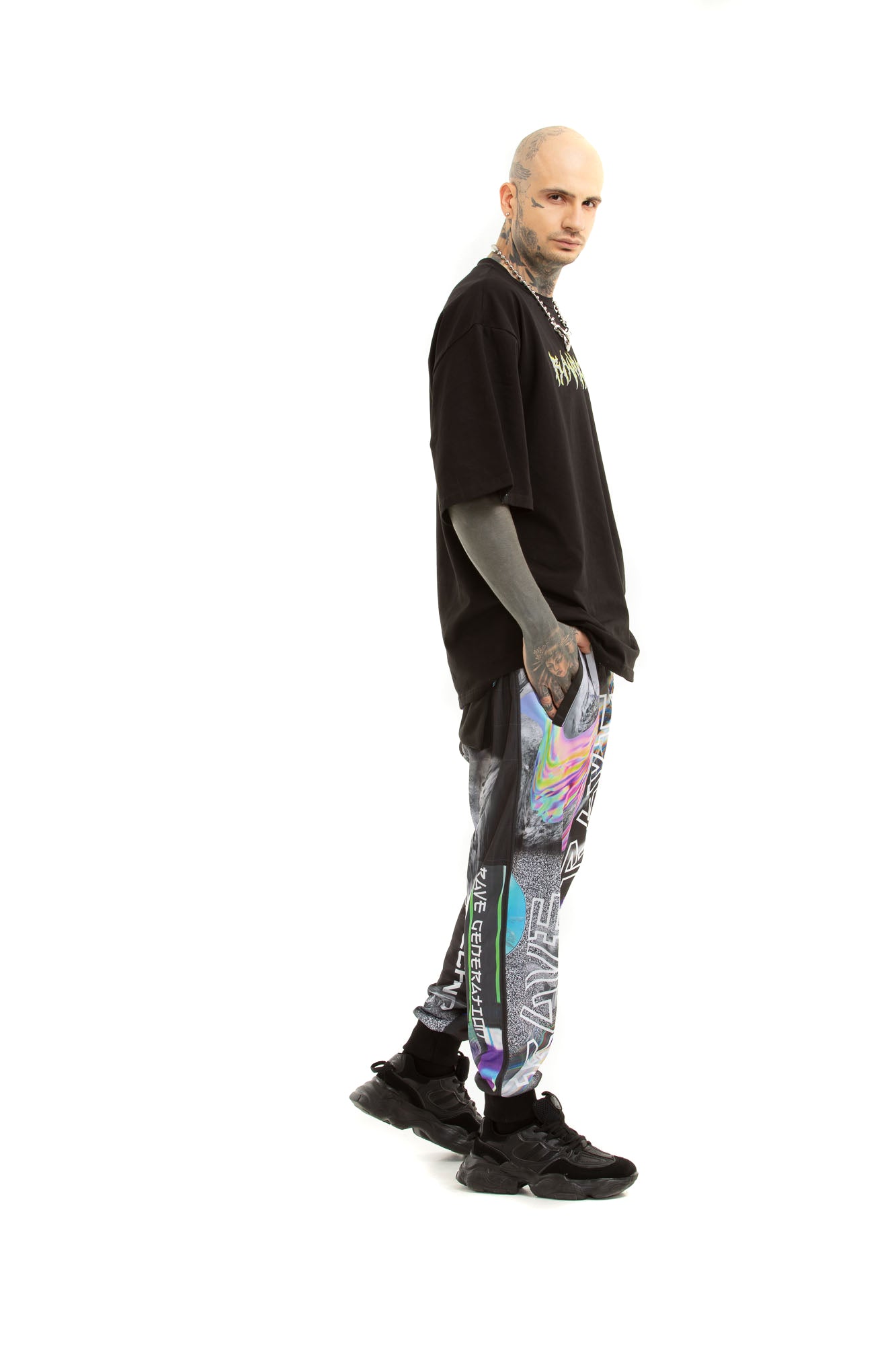 RAVE TV - Men Joggers