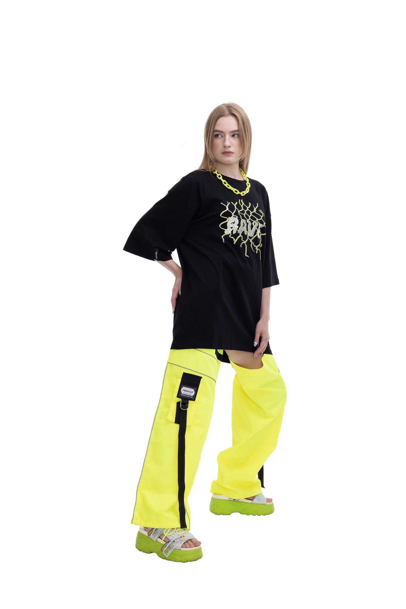 Rave Unisex Oversized T-shirt with reflective details