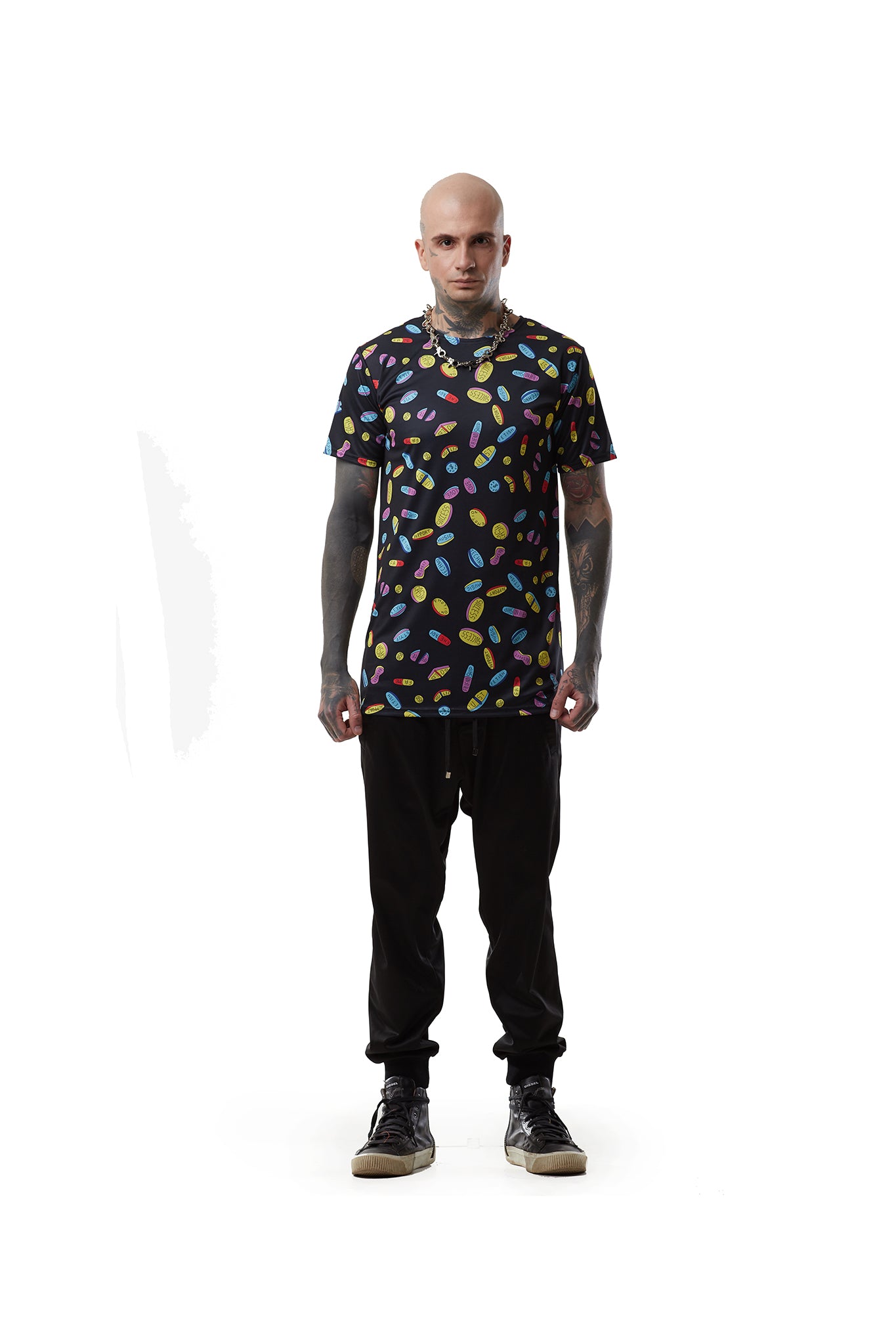 Pills Black - übergroßes T-Shirt
