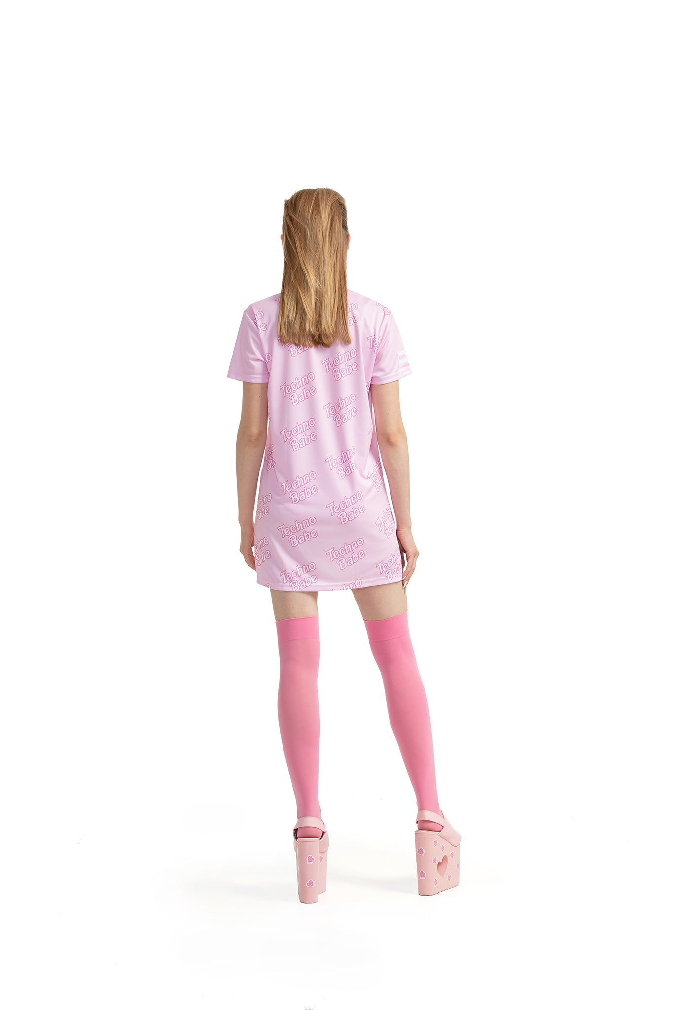 Techno Babe [Pink] – T-Shirt mit normaler Passform und seitlichen Schnitten