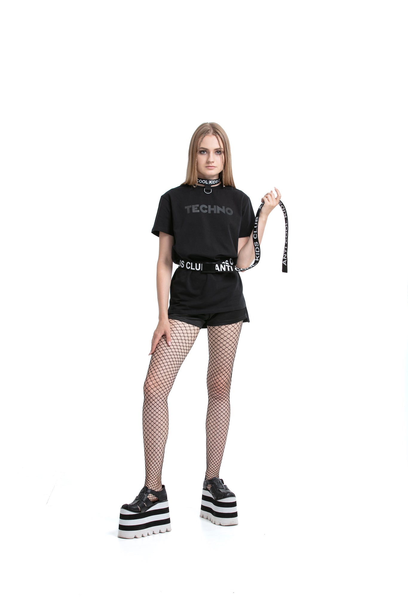 Matte Techno - regular fit T-shirt with side cuts